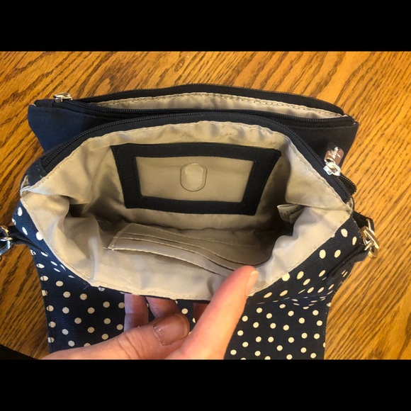 Purse - Picture 4 of 8